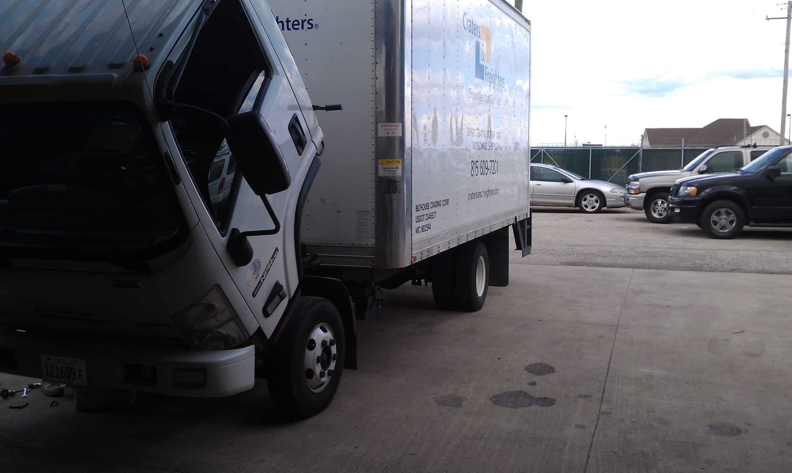 Box-Truck-Repair-Shop-Plainfield-Naperville-Bolingbrook-IL Box Truck Repair Shop Plainfield, Naperville, Bolingbrook, IL